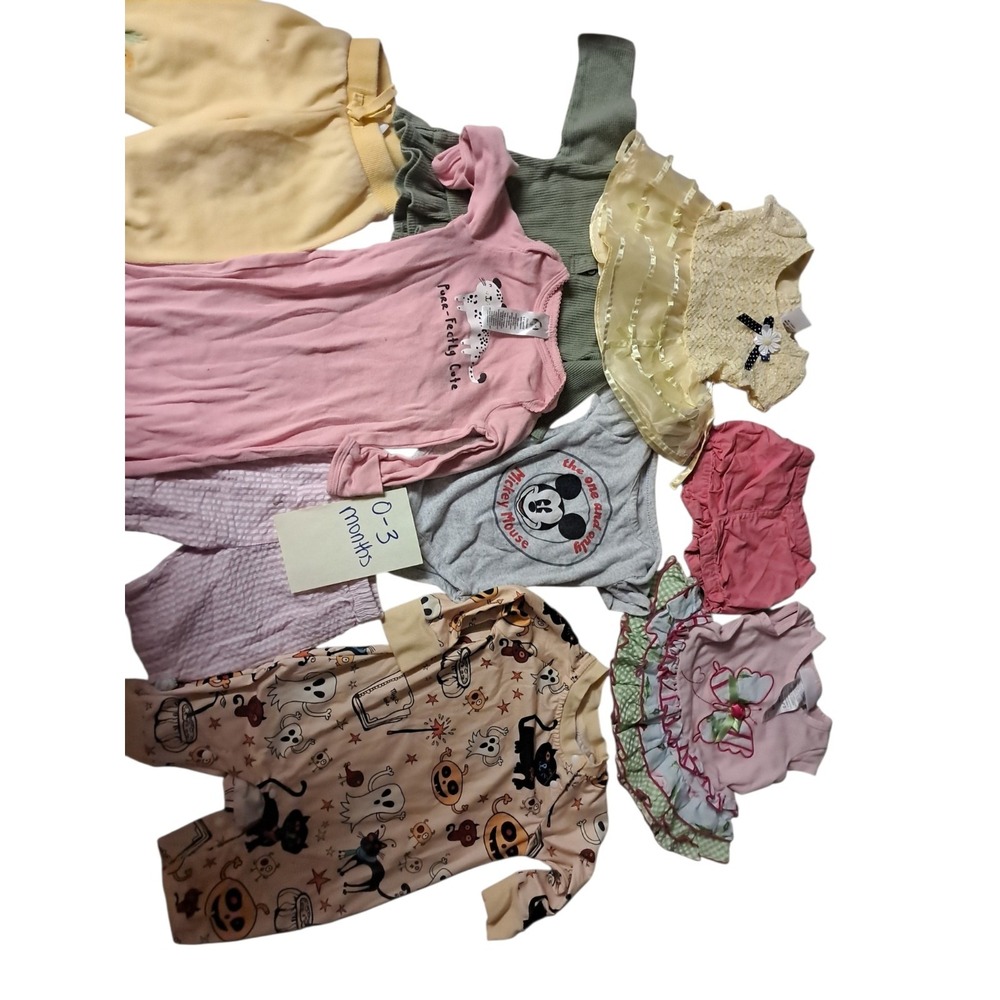 0-3 Month Baby Girls Lot.. 9 Pieces